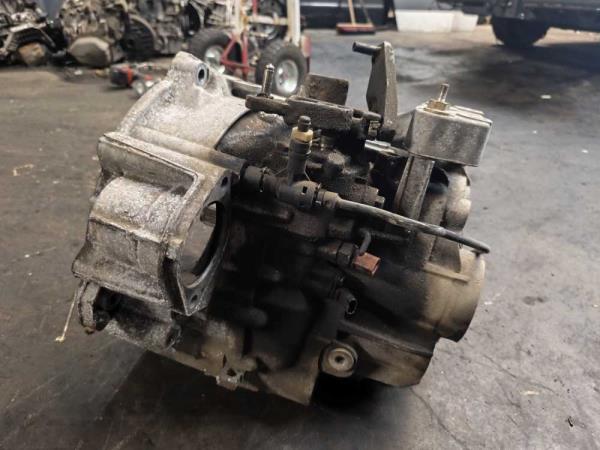 BOITE DE VITESSE MANUEL VW/AUDI/SEAT/SKODA...  2.0TDI CODE LNZ ( 6VITESSES ) - Vue 5